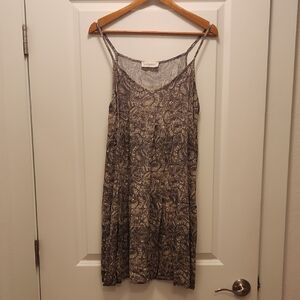 Carly Jean Los Angeles Paisley Mom &Me Matching Dresses in Gray and Cream